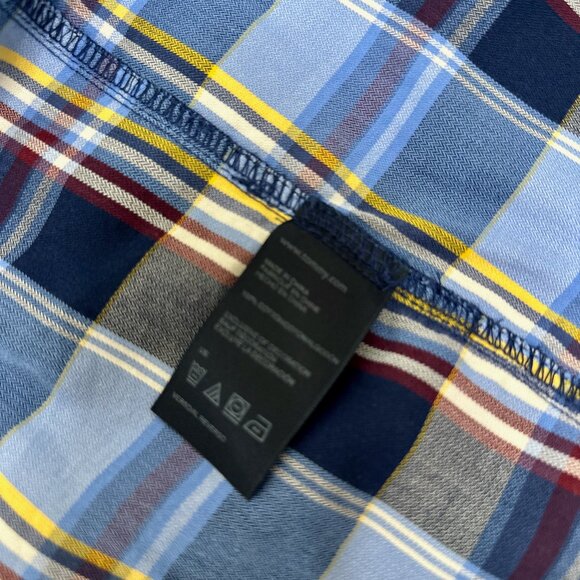 Tommy Hilfiger boys’ long-sleeve button-down shirt - Picture 9 of 9